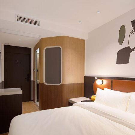 Mcsrh Hotel-Chengdu Chunxi Road Exterior photo